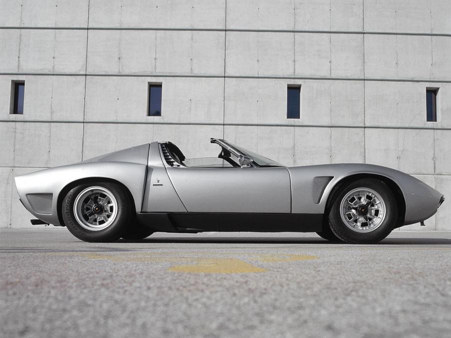  Lamborghini Miura SVJ Spider 1981 года  (фото 2 из 8)
